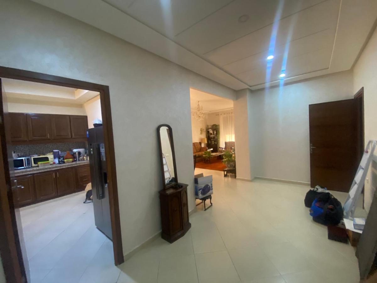 Central 2-Bedrooms W/ Balcony@Downtown Mers Sultan Casablanca Kültér fotó